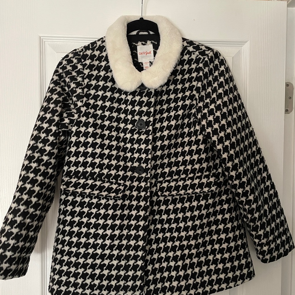 Cat & Jack Girl Black and White Houndstooth Coat